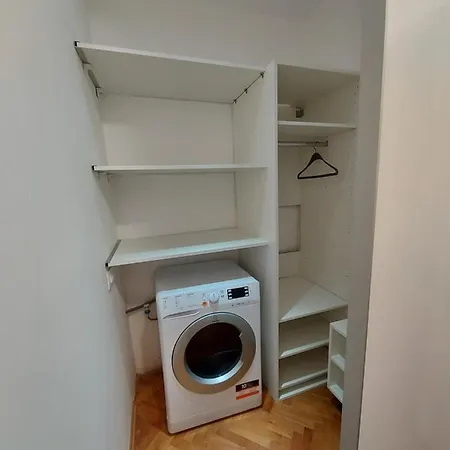 L&c - Location And Comfort In *